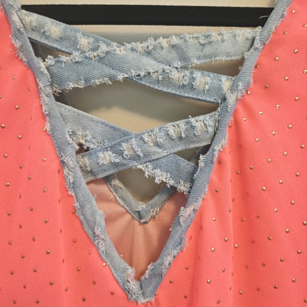 Love Riche Tunic SzM Neon Pink Gold Accents Frayed Denim Accents Asymetrical NWT - Picture 3 of 5